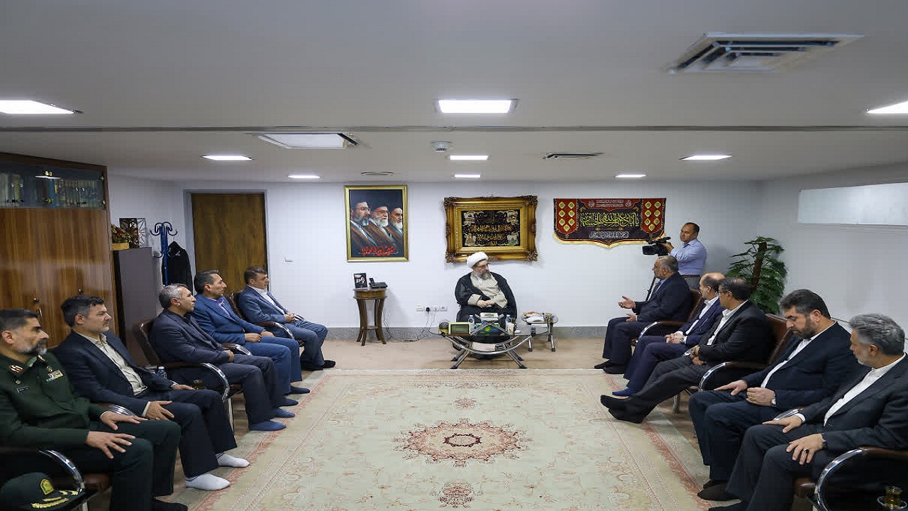 پیام آذری