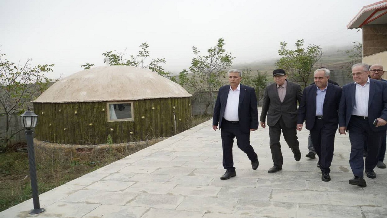 پیام آذری