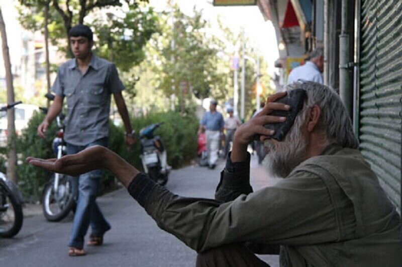 دستگیری متکدی زن با ۱۹ میلیون تومان وجه نقد در اطراف حرم رضوی