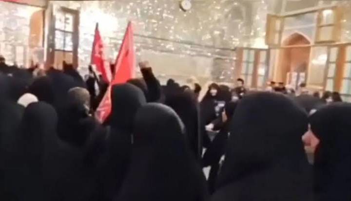 اطلاعات: شعار دادن علیه رقبای سیاسی در شرایط کنونی، یا حاصل جهل است یا نفوذ