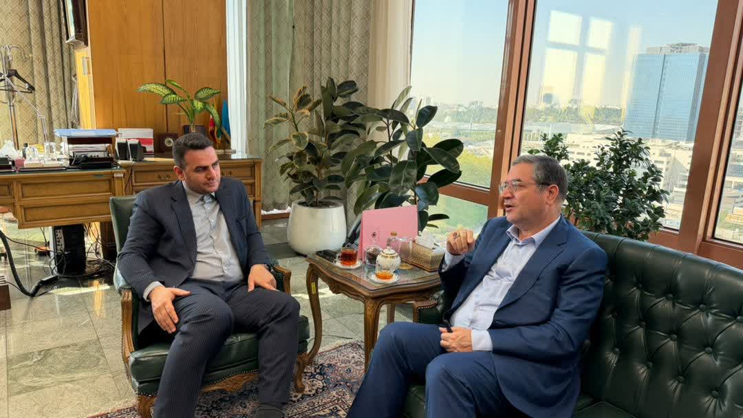 پیام آذری