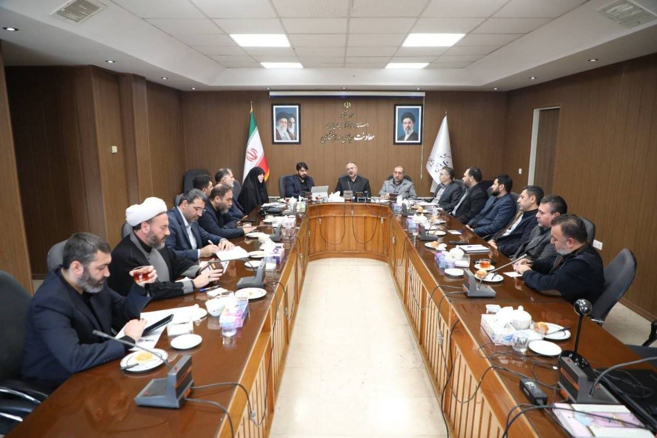 پیام آذری