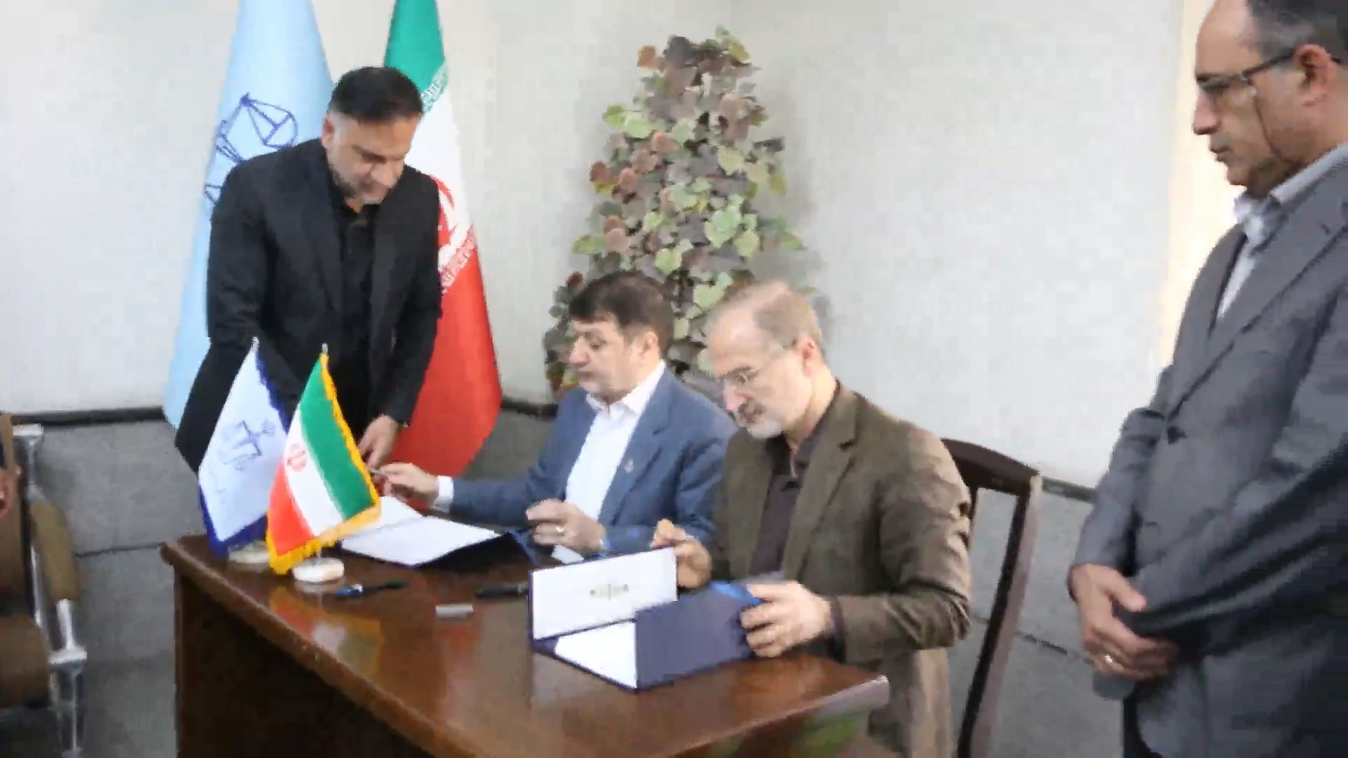 لزوم مراقبت از سلامت جسمی و روانی کارکنان دادگستری