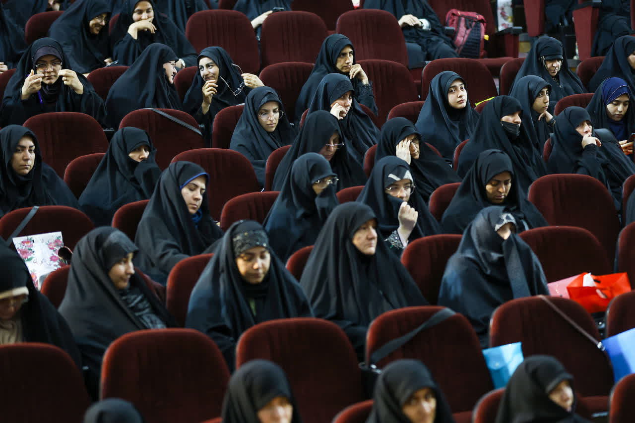 پیام آذری