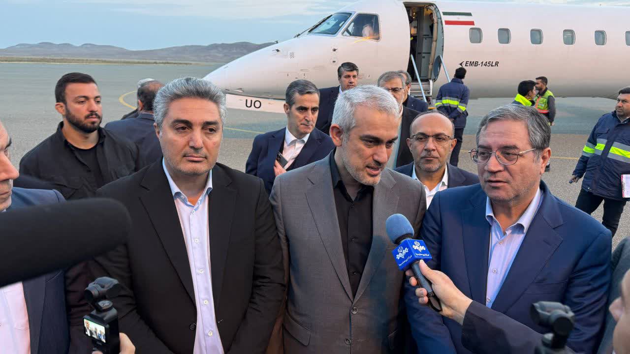 بررسی ظرفیت‌های تجاری و مرزی منطقه آزاد ماکو با حضور وزیراقتصاد