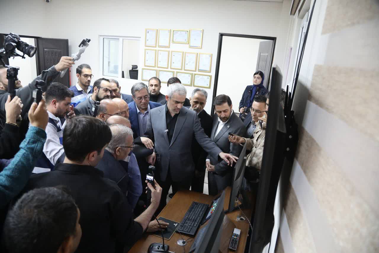 تأکید وزیر اقتصاد  بر تسهیل تردد و توسعه زیرساخت‌های مرز بازرگان